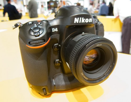 Nikon D4