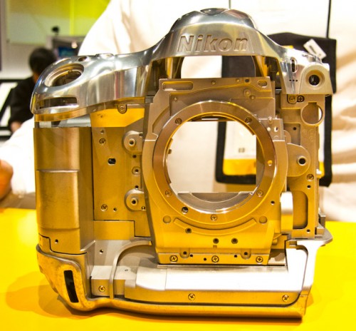 Nikon D4-10
