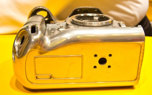 Nikon D4-18