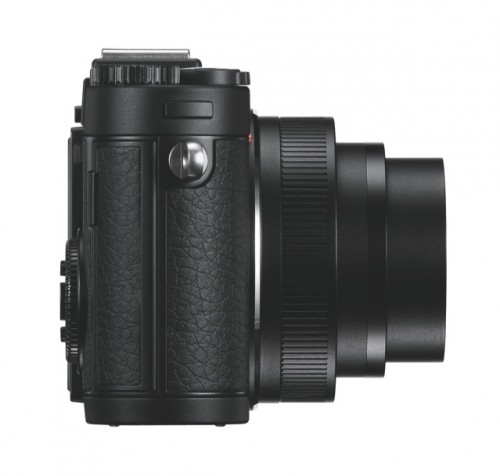 Leica X2 Black right_1