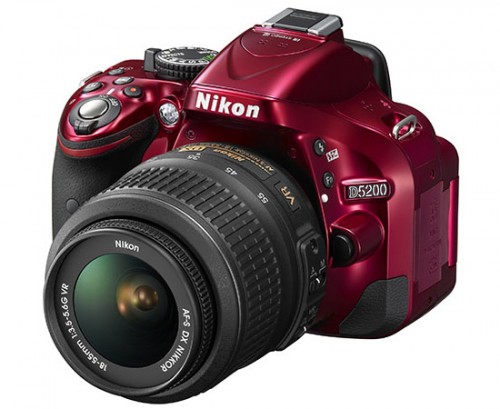 Nikon D5200 Red