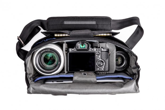 Urban-Approach-10-Mirrorless-Camera-Shoulder-Bag-2